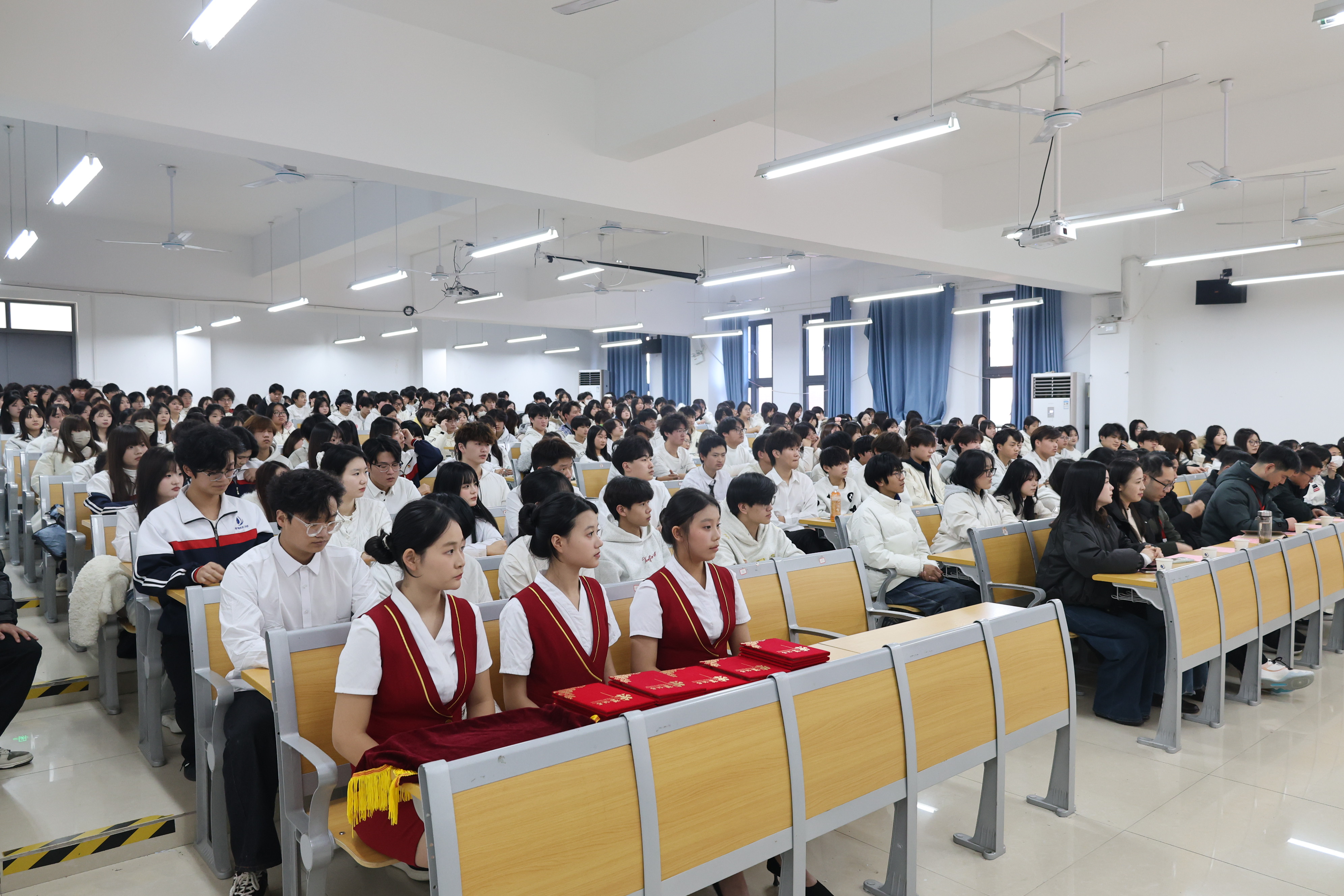 匠心践履担使命 奋楫扬帆再出发