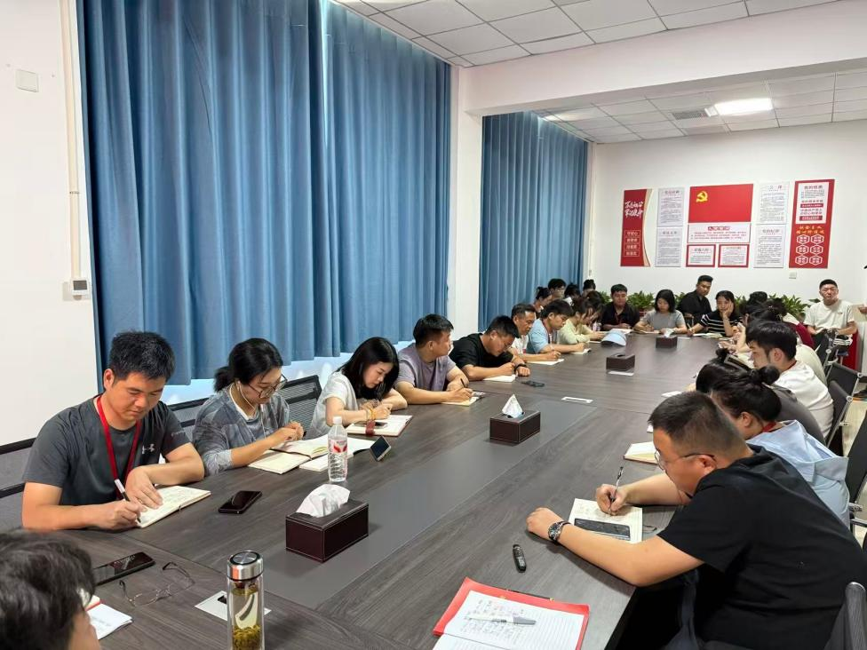 党建引领聚合力 创建赋能启新程 ——我校党支部召开2026年度第二季度专题党课