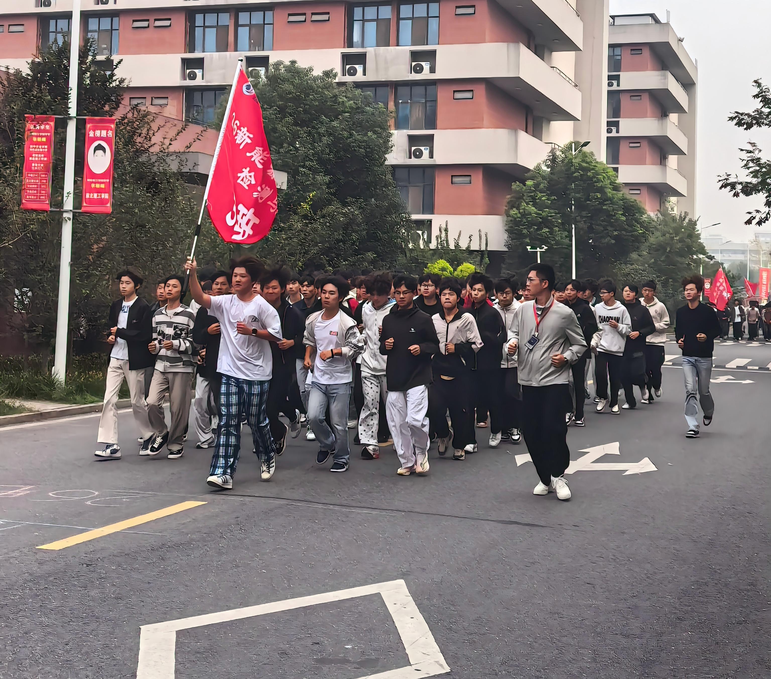 26级技能班晨跑正式开启